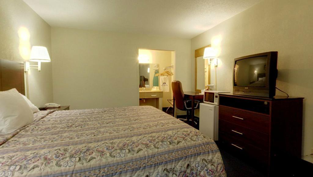 Americas Best Value Inn Newton Bilik gambar