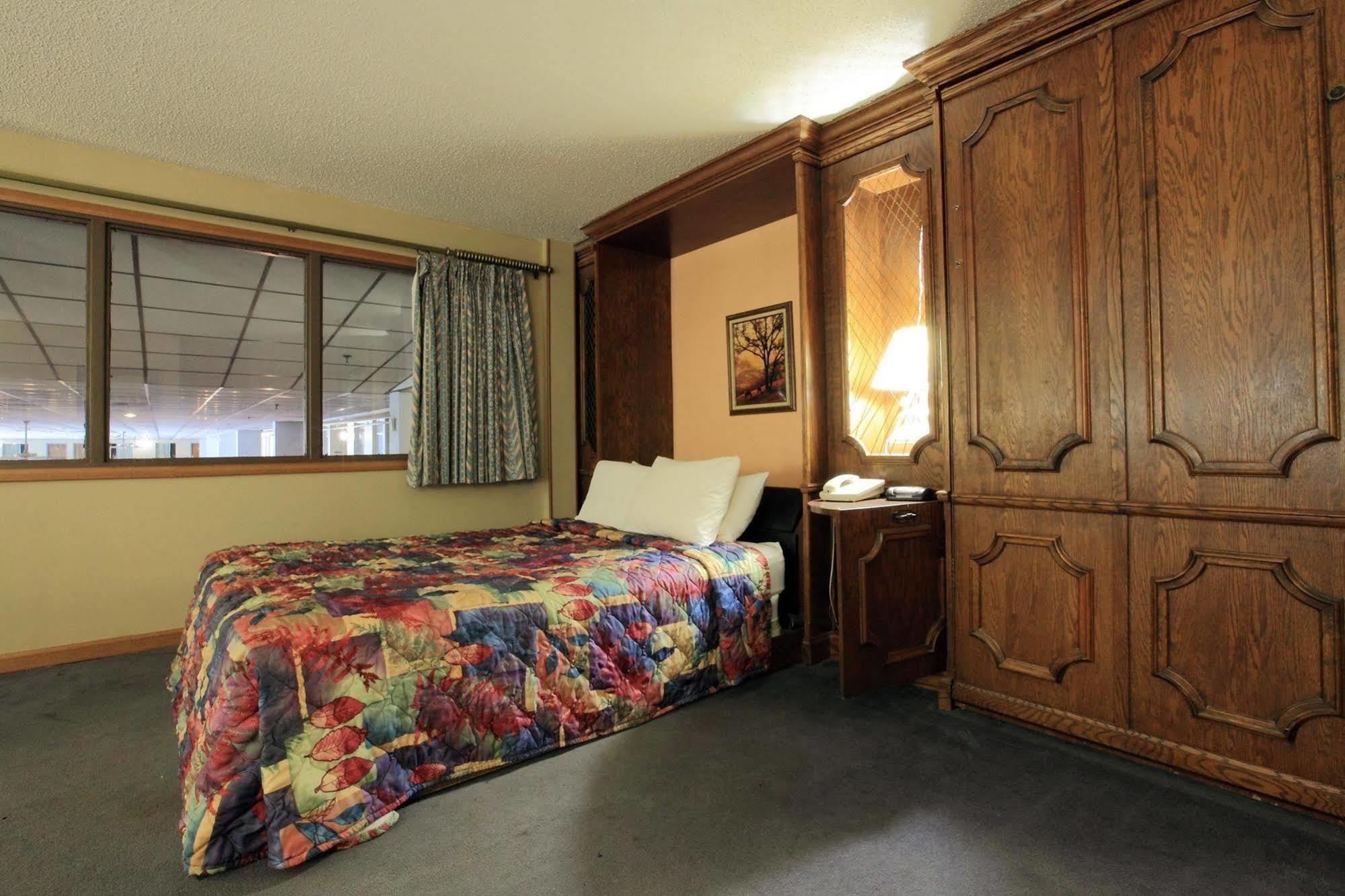 Americas Best Value Inn Newton Bilik gambar