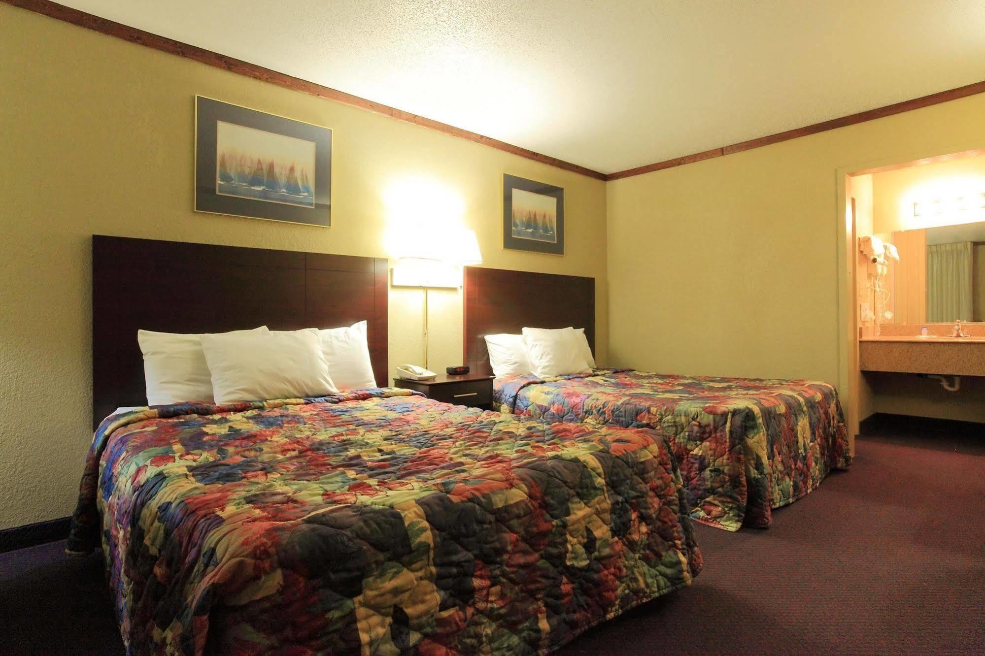 Americas Best Value Inn Newton Bilik gambar